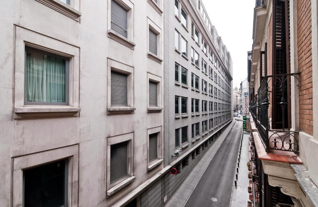 Hostal Las Cortes Madrid Exterior foto